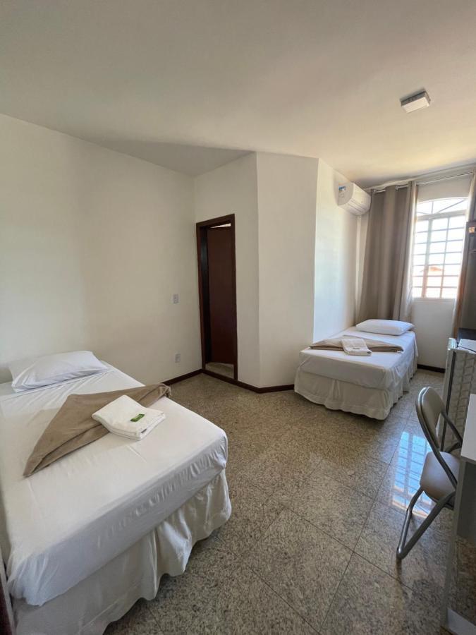 Pousada Vitoria Da Vila Brasília Exteriör bild